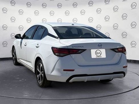 Used 2021 Nissan Sentra SV image 3