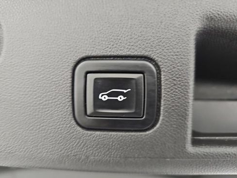 Used 2022 Chevrolet Equinox LT FWD image 32