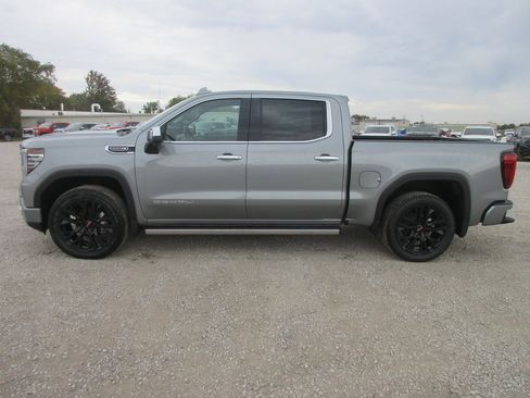 New 2026 GMC Sierra 1500 Denali image 10