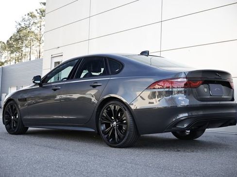 New 2024 Jaguar XF R-Dynamic SE image 7