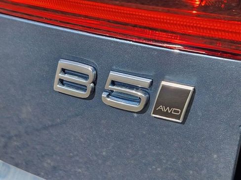 New 2026 Volvo XC60 B5 Ultra w/ Climate Package image 17