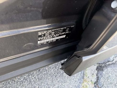 Used 2025 Toyota RAV4 XLE AWD/4WD image 18
