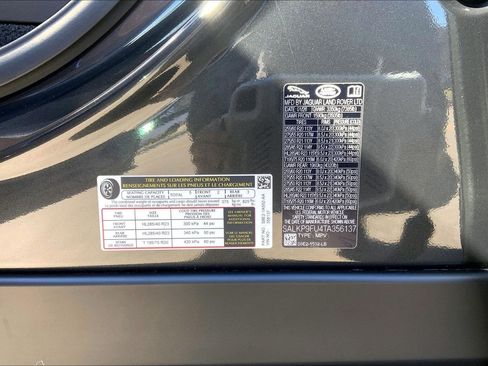 New 2026 Land Rover Range Rover SE image 18