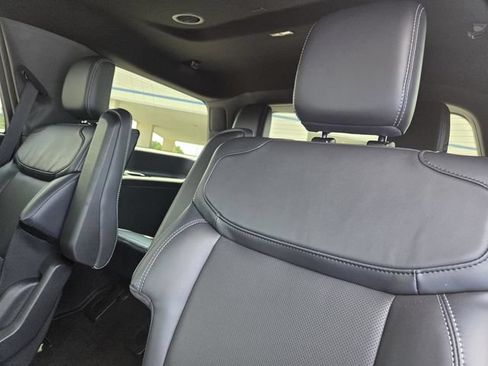 New 2027 Ford Expedition Platinum w/ Stealth Performance Package AWD/4WD image 29