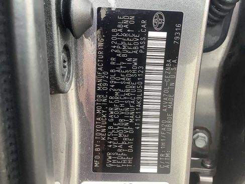 Used 2020 Toyota Camry LE image 21