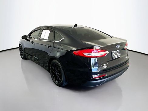Used 2020 Ford Fusion SE FWD image 5
