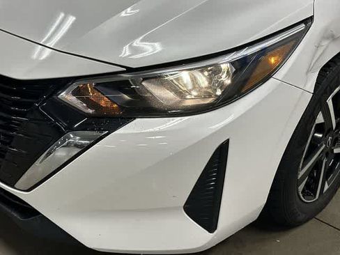 Used 2024 Nissan Sentra SV FWD image 30