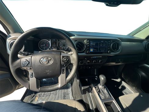 Used 2021 Toyota Tacoma SR5 image 21