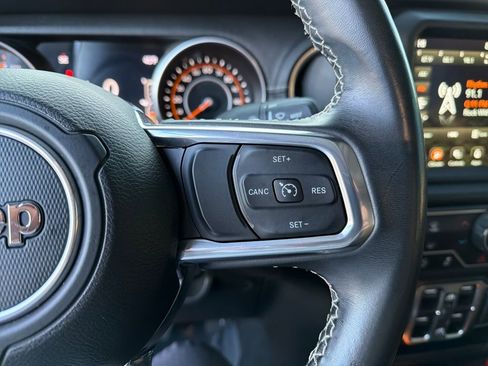 Used 2022 Jeep Gladiator Overland w/ Popular Equipment Package image 22