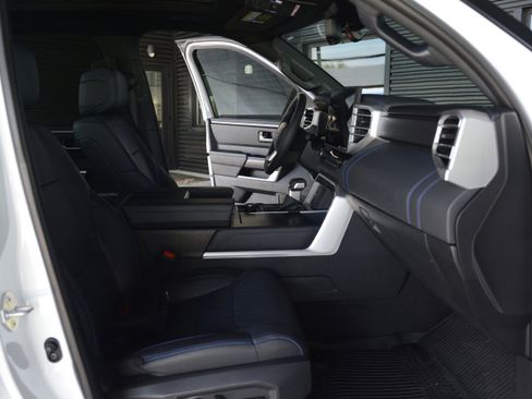 Used 2023 Toyota Tundra Platinum AWD/4WD image 29