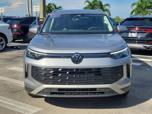Certified 2026 Volkswagen Tiguan SE AWD/4WD image 7