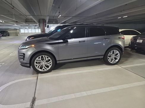 Used 2023 Land Rover Range Rover Evoque R-Dynamic SE image 2