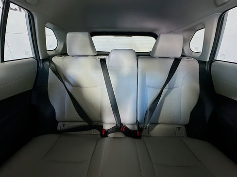 Used 2024 Toyota Corolla Cross L image 29