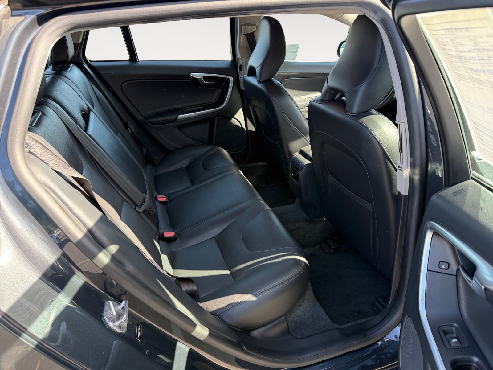 Used 2015 Volvo V60 T5 Premier FWD image 18
