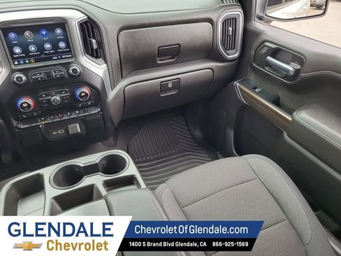 Certified 2022 Chevrolet Silverado 1500 LT AWD/4WD image 24