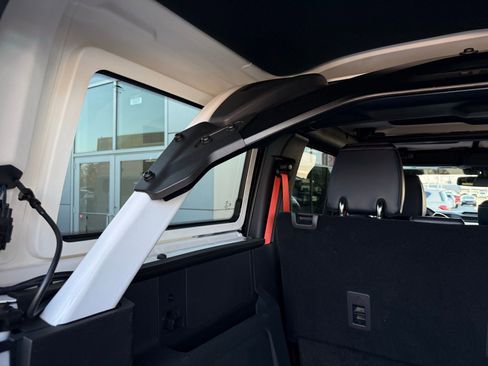 Used 2024 Ford Bronco Raptor image 46