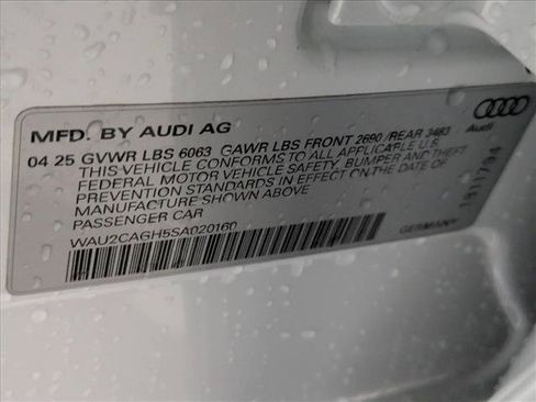 New 2025 Audi A6 e-tron Premium Plus image 19