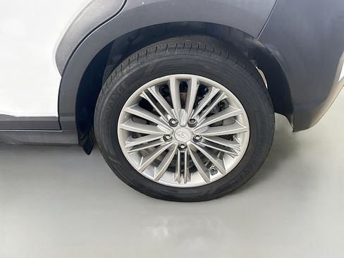 Used 2020 Hyundai Kona SEL FWD image 37