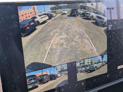 Used 2023 Tesla Model X image 19