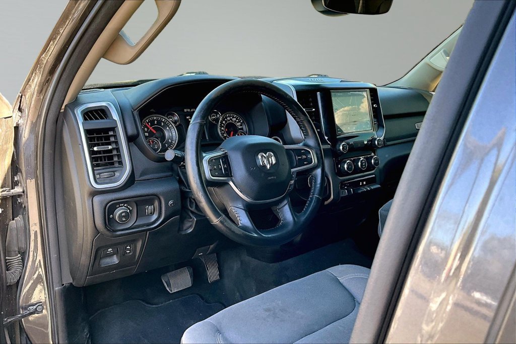 Used 2020 RAM 1500 Big Horn RWD image 3