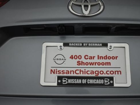 Used 2020 Toyota Highlander XLE AWD/4WD image 43
