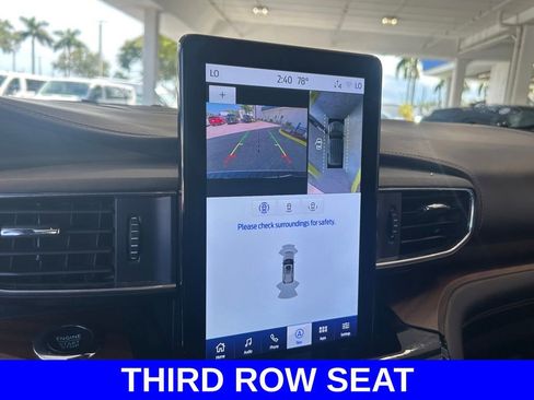 Used 2022 Ford Explorer King Ranch image 14