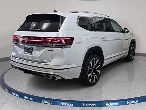 Used 2024 Volkswagen Atlas SEL Premium R-Line AWD/4WD image 6