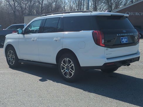 New 2026 Ford Expedition Active AWD/4WD image 6