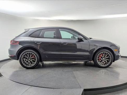 Used 2018 Porsche Macan Turbo w/ Premium Package Plus image 8