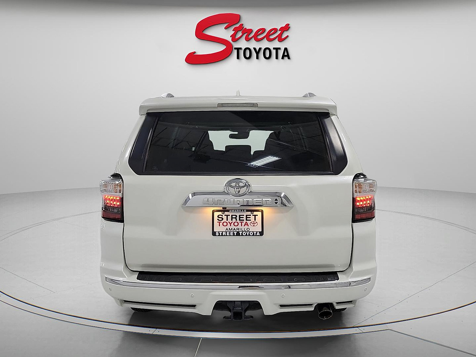 Certified 2023 Toyota 4Runner Limited RWD image 3