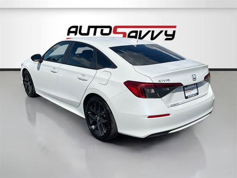 Used 2024 Honda Civic Sport image 5