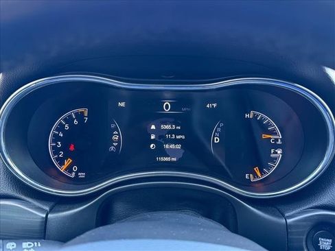 Used 2022 Jeep Grand Cherokee Limited image 22