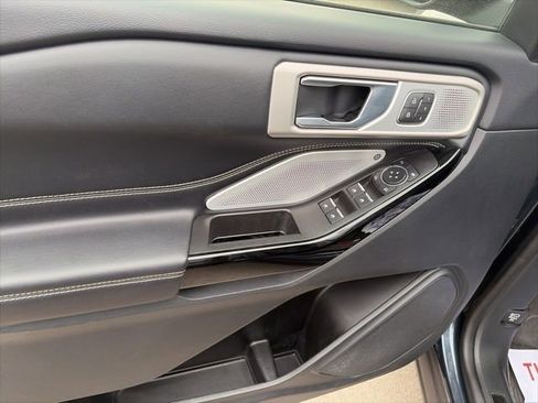 Used 2022 Ford Explorer ST w/ Equipment Group 401A image 17