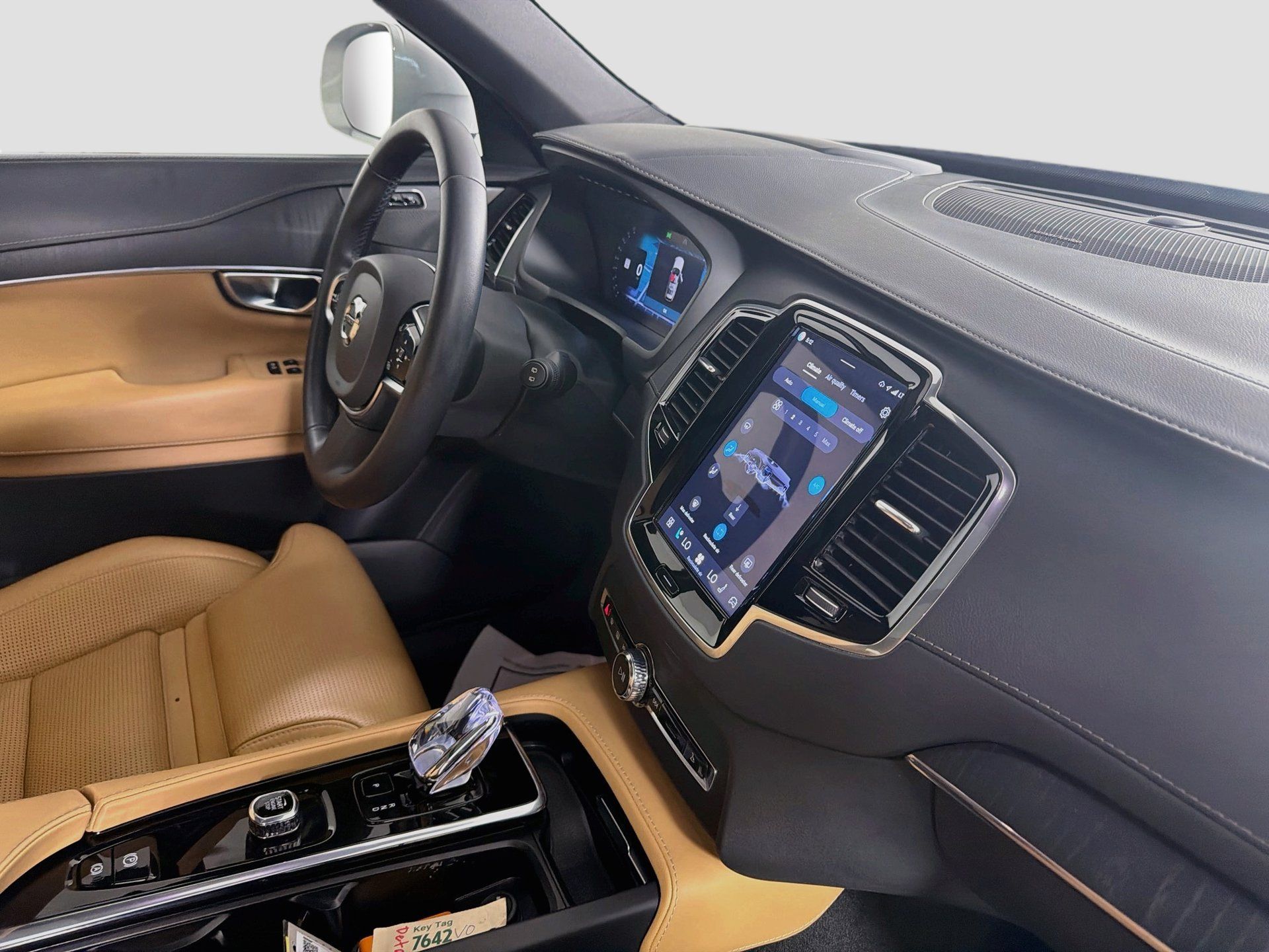 Used 2023 Volvo XC90 B6 Ultimate AWD/4WD image 31