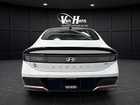 Used 2025 Hyundai Sonata Limited image 14