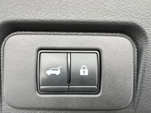 Used 2023 Nissan Rogue Platinum w/ Platinum Premium Package image 19