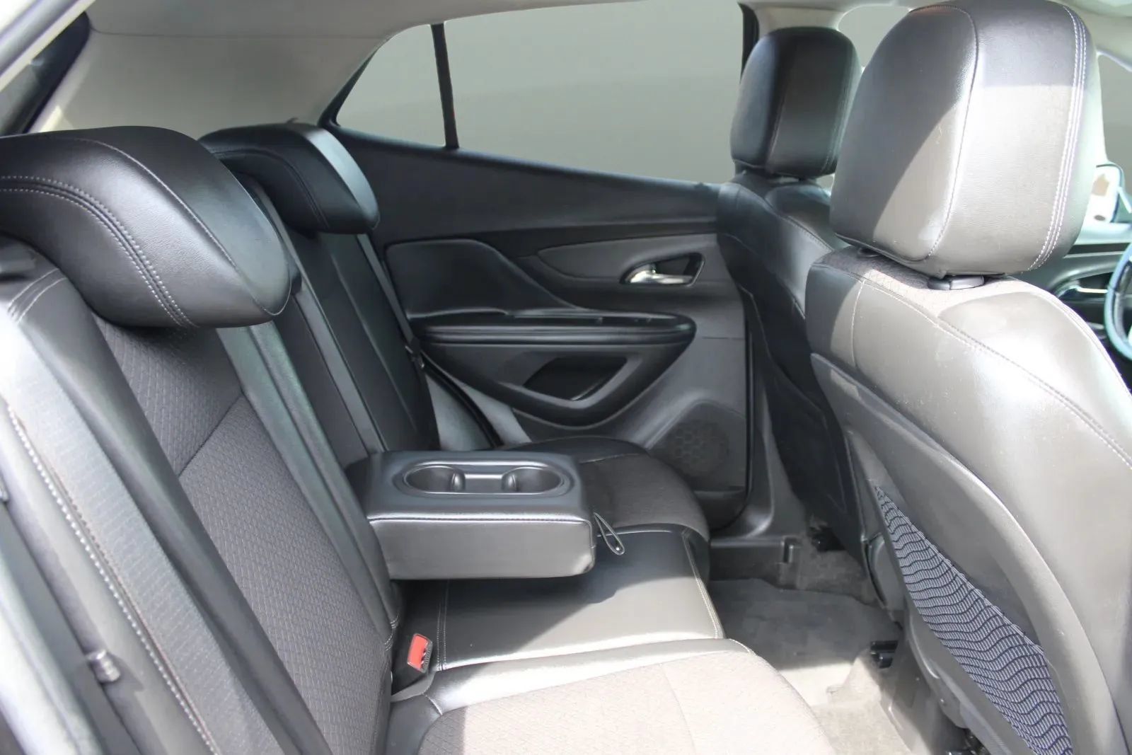 Used 2019 Buick Encore Preferred FWD image 21