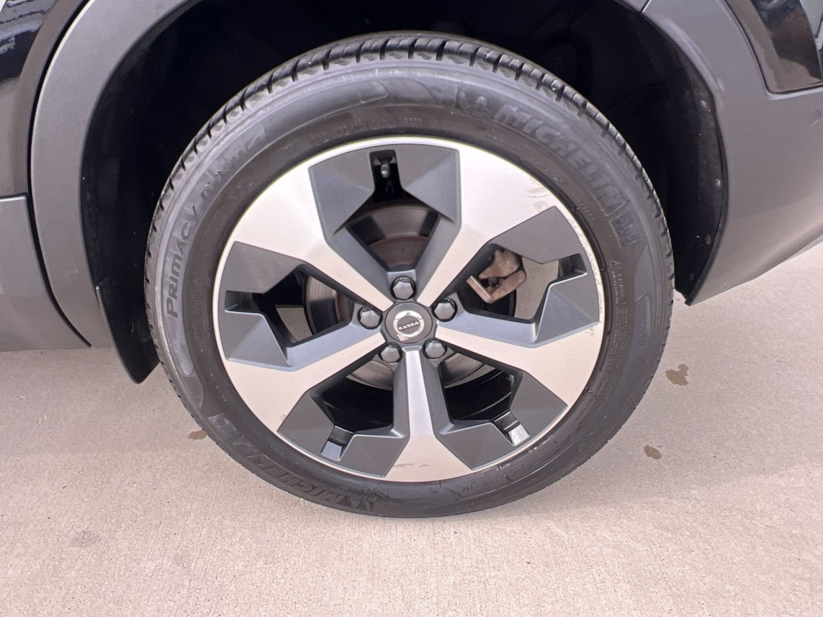 Used 2024 Volvo XC40 B5 Plus w/ Climate Package AWD/4WD image 12