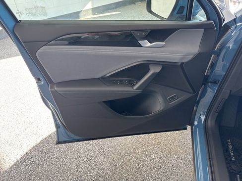 New 2026 Volkswagen Tiguan SE image 20