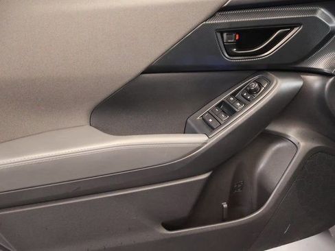 Used 2024 Subaru Crosstrek 2.0i Premium w/ Crosstrek Mirror Package image 10