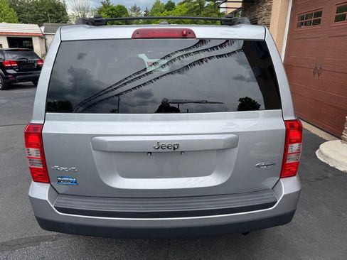 Used 2015 Jeep Patriot High Altitude image 10