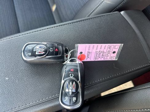 Used 2025 Buick Envista Preferred w/ Convenience I Package FWD image 51