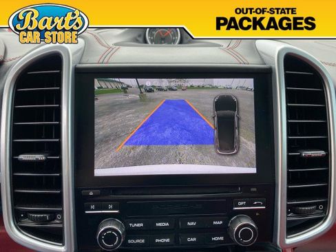 Used 2017 Porsche Cayenne Platinum Edition image 34