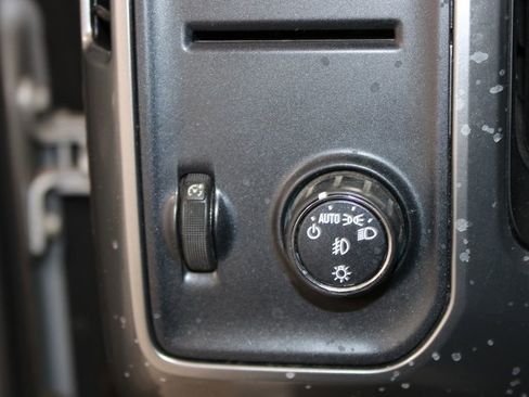 Used 2016 Chevrolet Silverado 1500 LT w/ All Star Edition image 35