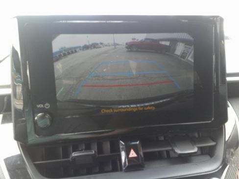 Used 2024 Toyota Corolla LE FWD image 20