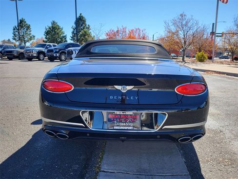 Used 2023 Bentley Continental GT V8 image 6