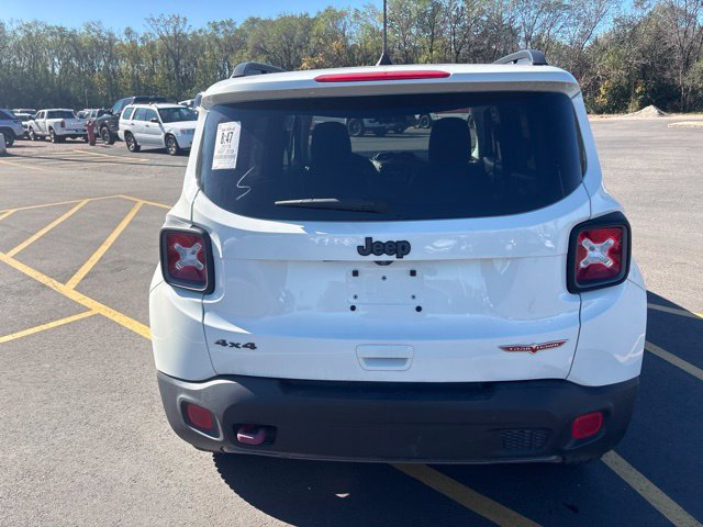Used 2018 Jeep Renegade Trailhawk AWD/4WD image 7