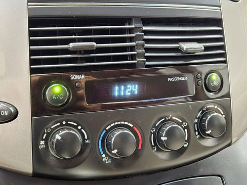 Used 2007 Toyota Sienna LE w/ LE Pkg 4 image 18