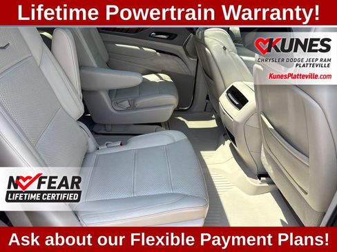 Used 2021 Cadillac Escalade Sport Platinum w/ LPO, ONYX Package AWD/4WD image 32