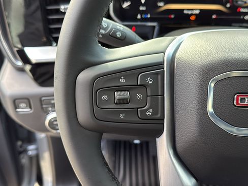 New 2026 GMC Sierra 1500 Elevation image 11